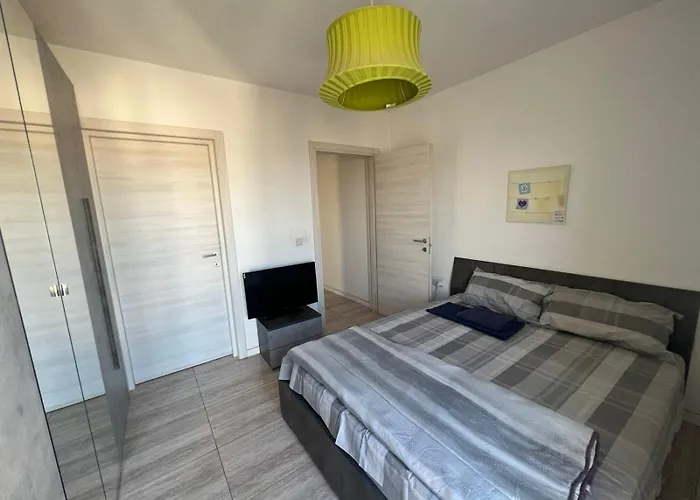 Amazing Penthouse Two Terrace 5 Minutes To The Close To The Main Area Appartement